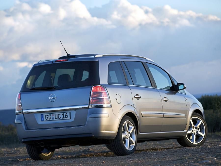  Opel Zafira 2.0 Turbo 2005 года  (фото 3 из 30)